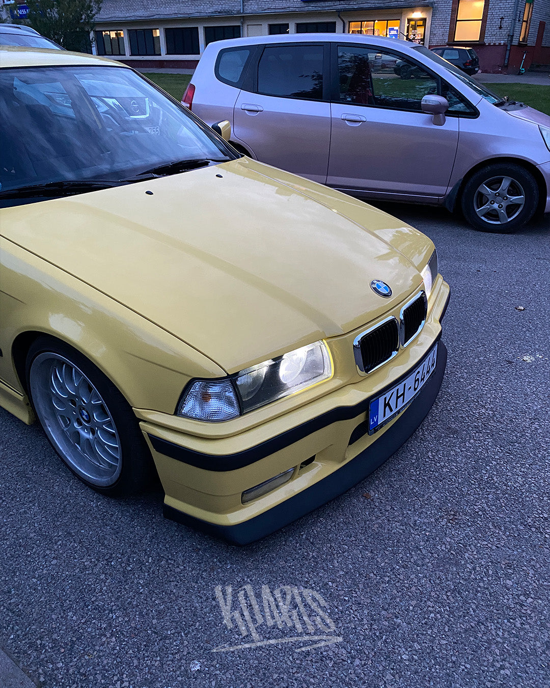 E36 priekšējā bampera lūpa